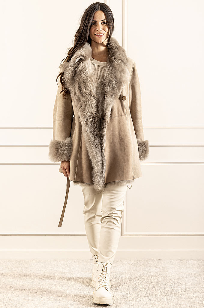 Taupe double sheepskins jacket with revers collar compra online